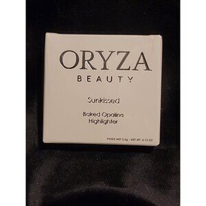 ORYZA Beauty SUNKISSED Baked Opaline Highlighter .13oz/3.5g NIB